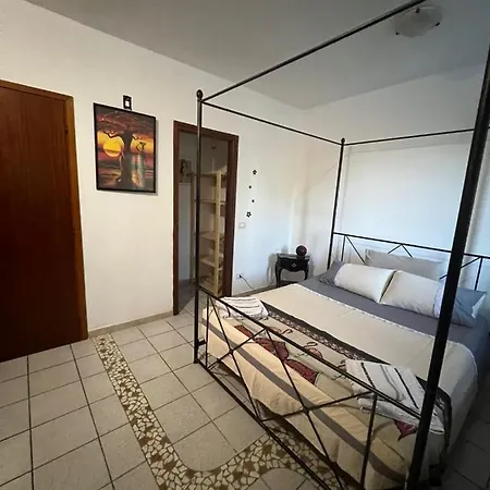 La Mimosa 加里波第港